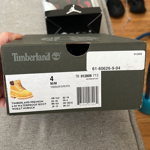 COPY - Custom toddler timberland - Picture 5 of 5